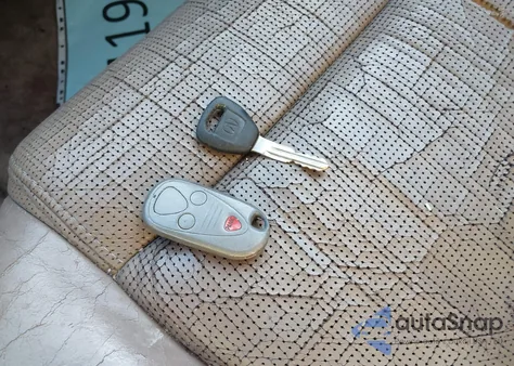 2004 Acura Mdx из США, поврежденный, VIN 2HNYD18824H535415